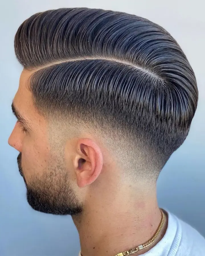 39 Cool Comb Over Fade Haircuts in 2023 | Comb over fade haircut, Beard  styles shape, Comb over fade
