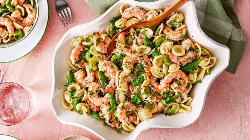 8 Delicious Pasta Salad Recipes Perfect for Feeding a Crowd