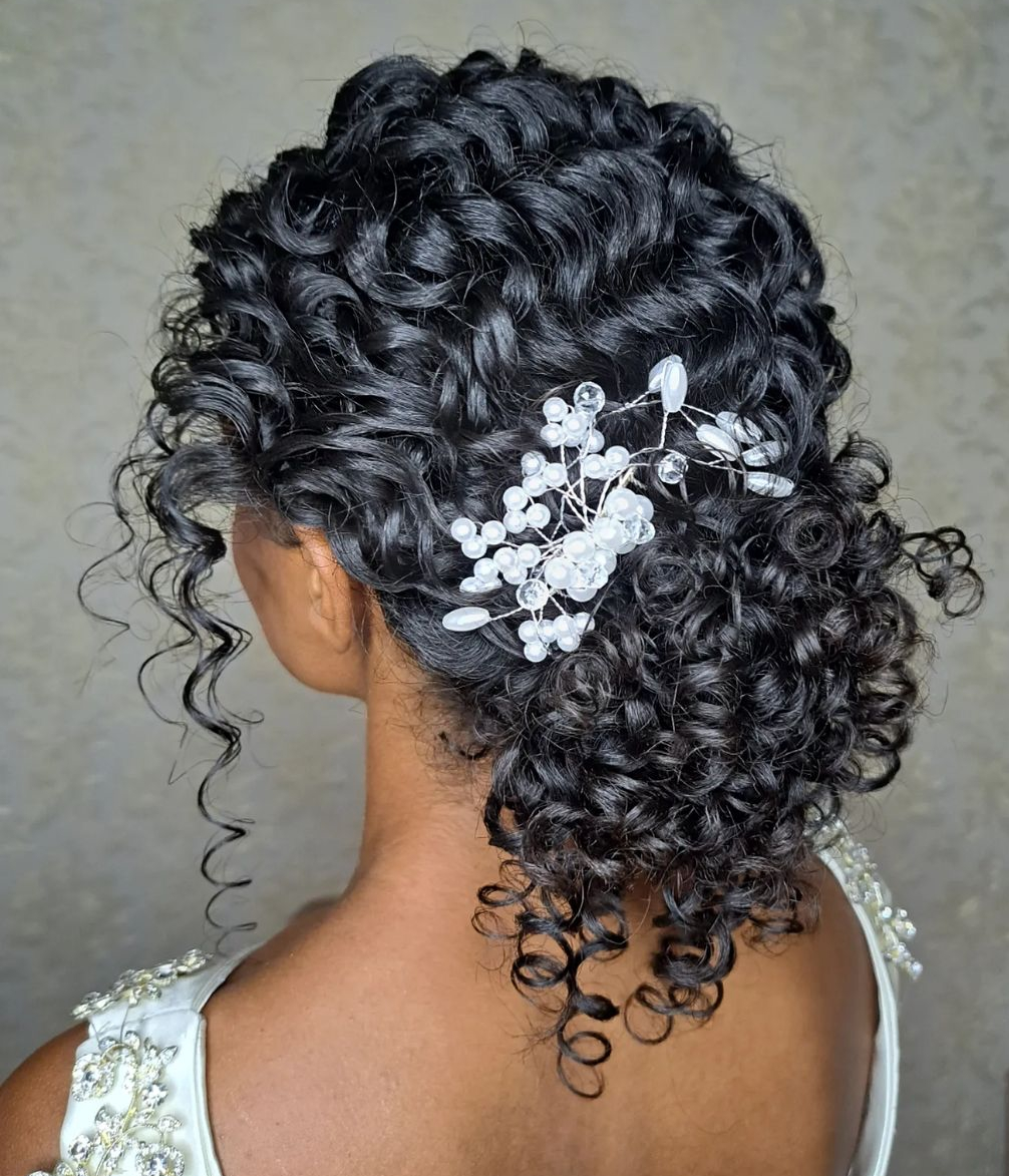 4,024 Prom Hairstyle Stock Photos - Free & Royalty-Free Stock Photos from  Dreamstime