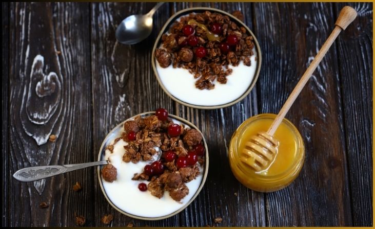 Greek Yogurt with Honey and Berries