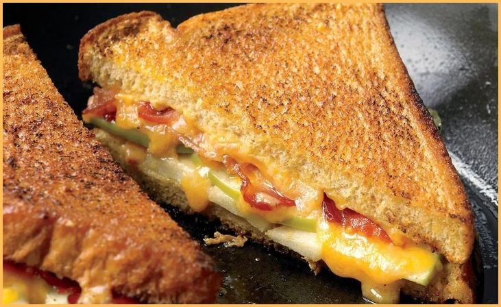 Apple and Bacon Grilled Cheese