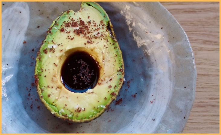Avocado with Salt and Pepper